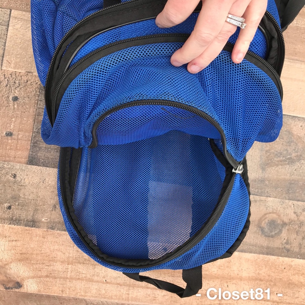 Backpack - Picture 3 of 8